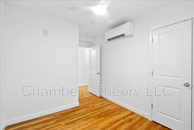 Building Photo - 220 2nd St SE