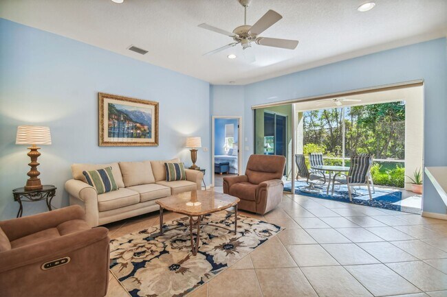 Building Photo - 3 Bed, 2 Bath Single Family Home in Sarasota