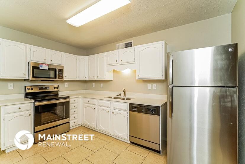 Building Photo - 3809 Bee Tree Ln