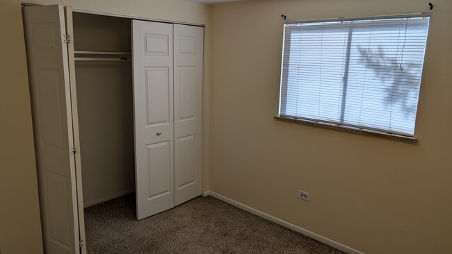 Bedroom with spacious closet - 2366 S Linden Ct