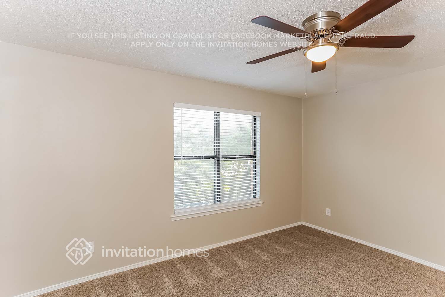 Building Photo - 427 Dawn Dr