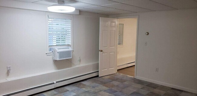 Building Photo - 27 Tayla Dr