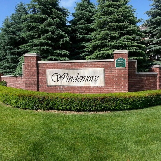 Building Photo - 6145 Windemere Dr