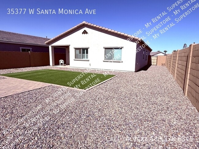 Building Photo - 35377 W Santa Monica Ave