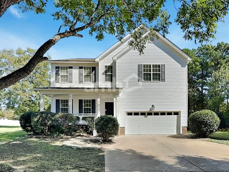 Primary Photo - 134 Kimeo Way