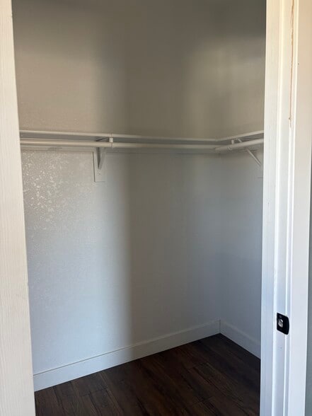 Building Photo - 4321 N Mobile Cir E