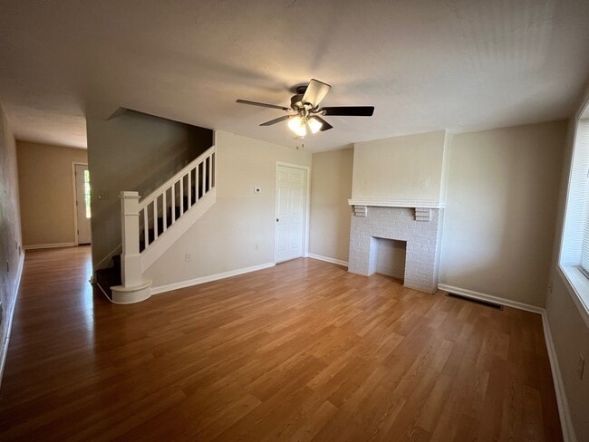 Building Photo - 5117 Cypress St