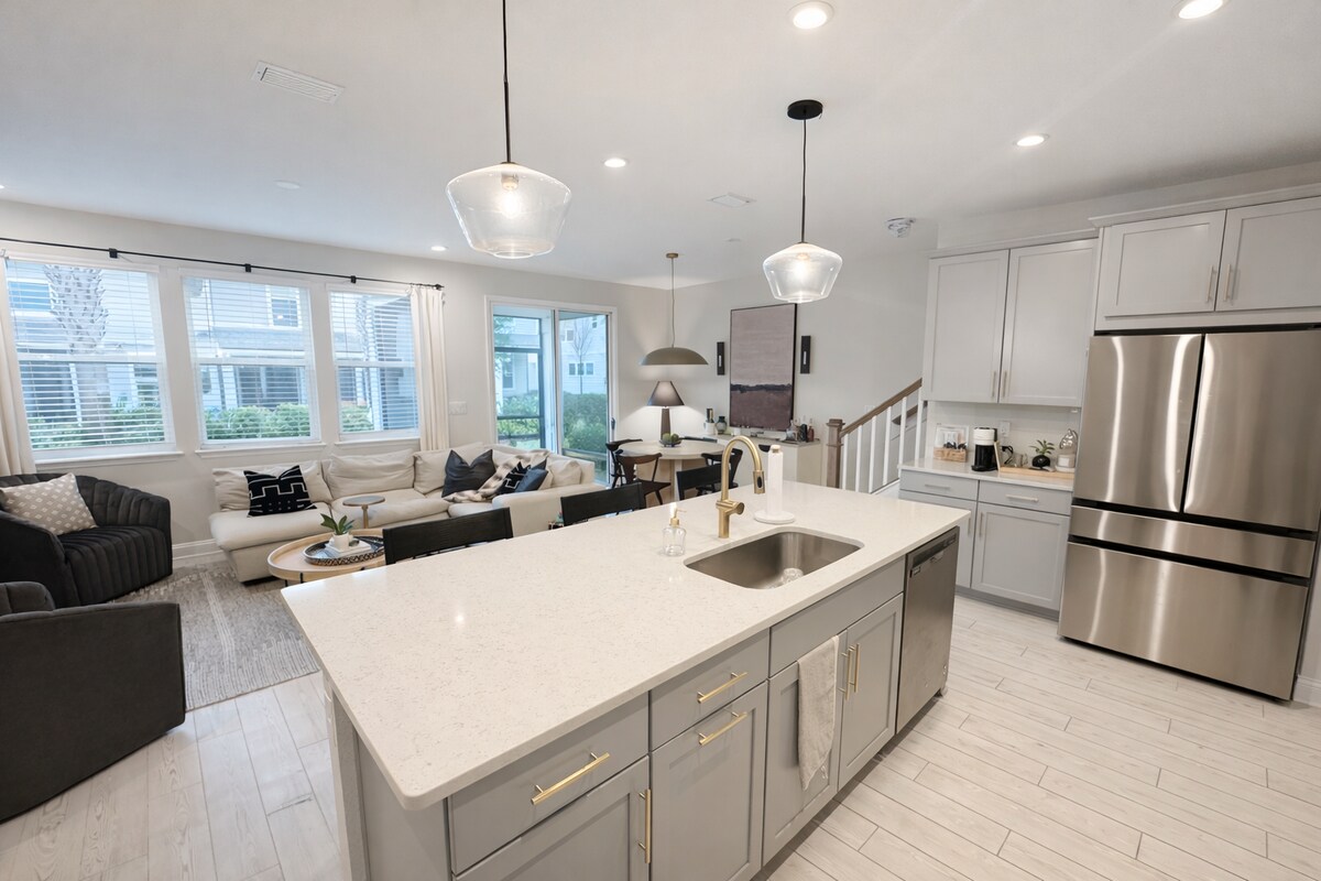 Building Photo - 14135 Pier Ln