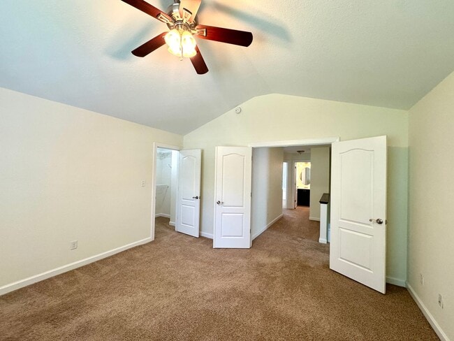 Building Photo - Welcome Home to Comfort and Convenience!