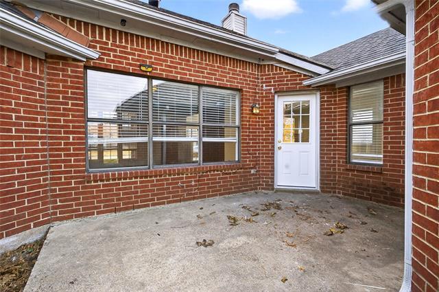 Building Photo - 1617 Briargrove Dr