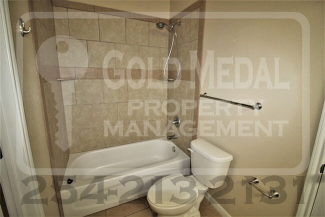 Building Photo - 4505 Cambridge Dr