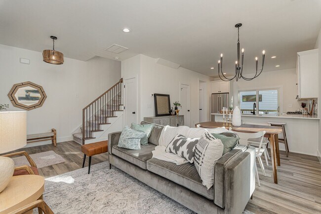 Building Photo - Gorgeous New Construction near Downtown Du...