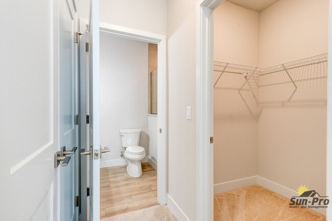 Building Photo - 3046 Isles Wy