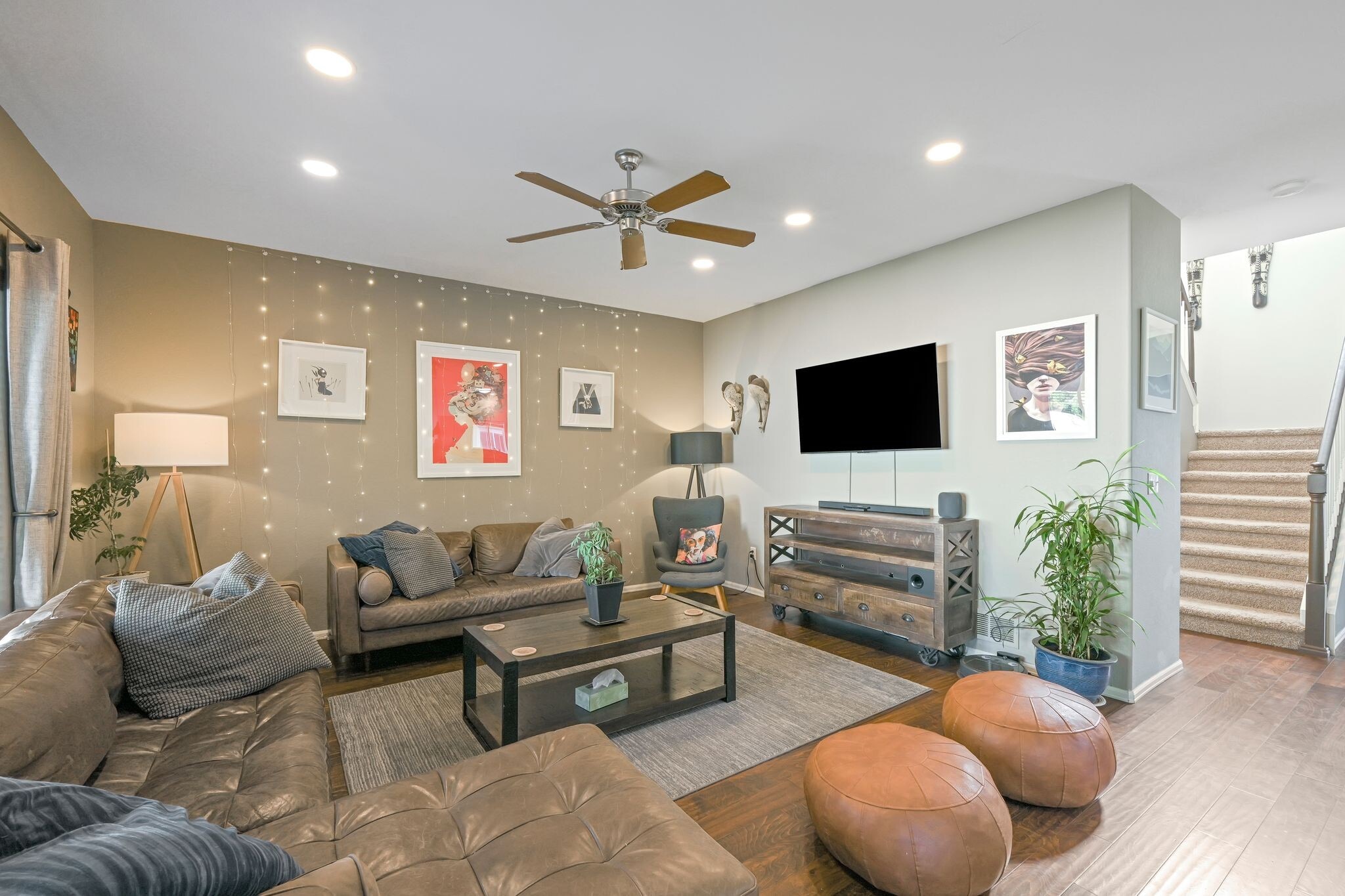 Living room - 2633 Clarion Ln
