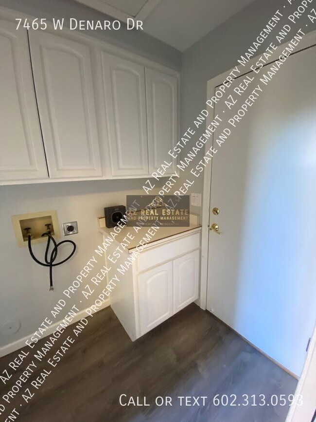 Building Photo - 7465 W Denaro Dr