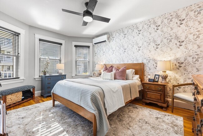 Building Photo - 46 Semont Rd