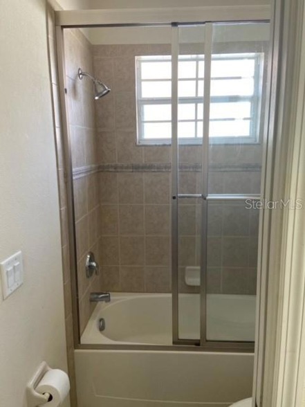 Building Photo - 8209 Santa Rosa Ct