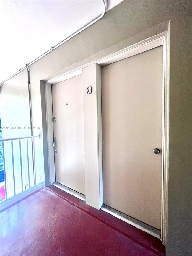 Building Photo - 6310 SW 79th St