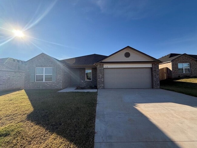 Primary Photo - 718 SW 11th St