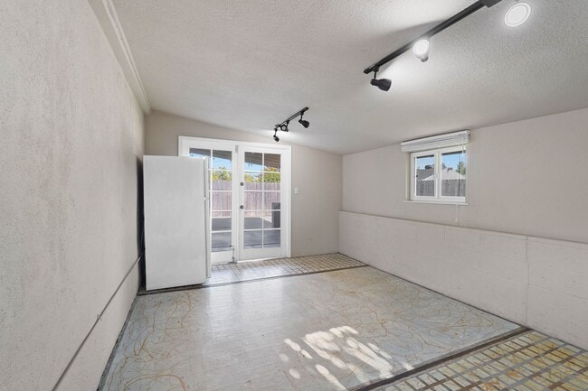 Building Photo - Beautiful Vacaville Home Near Parks, Schools & Shopping