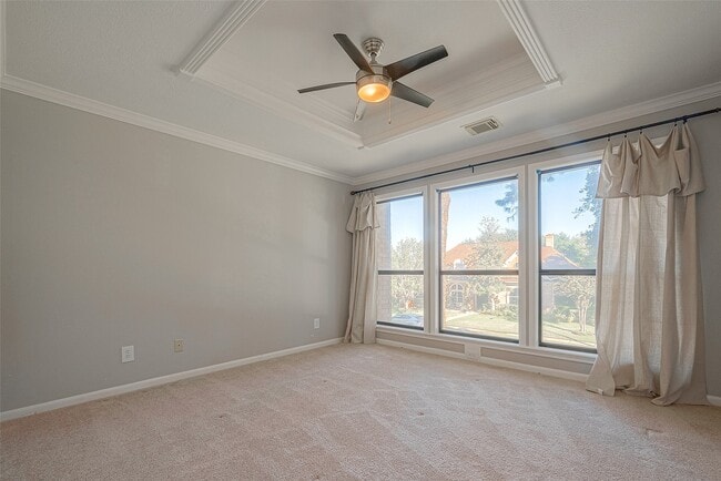 Building Photo - 15714 Sylvan Lake Dr