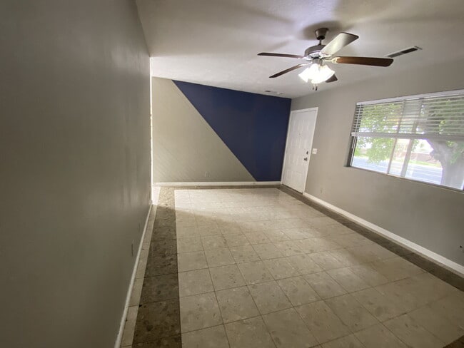 Building Photo - 4-Bedroom Retreat in Saint George – Cozy a...