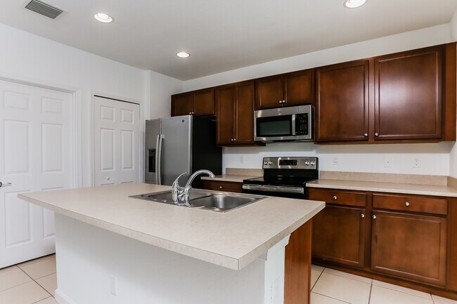 Building Photo - 2911 NW Treviso Cir