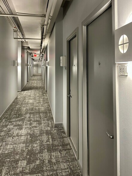 Building Photo - 1300 N St NW