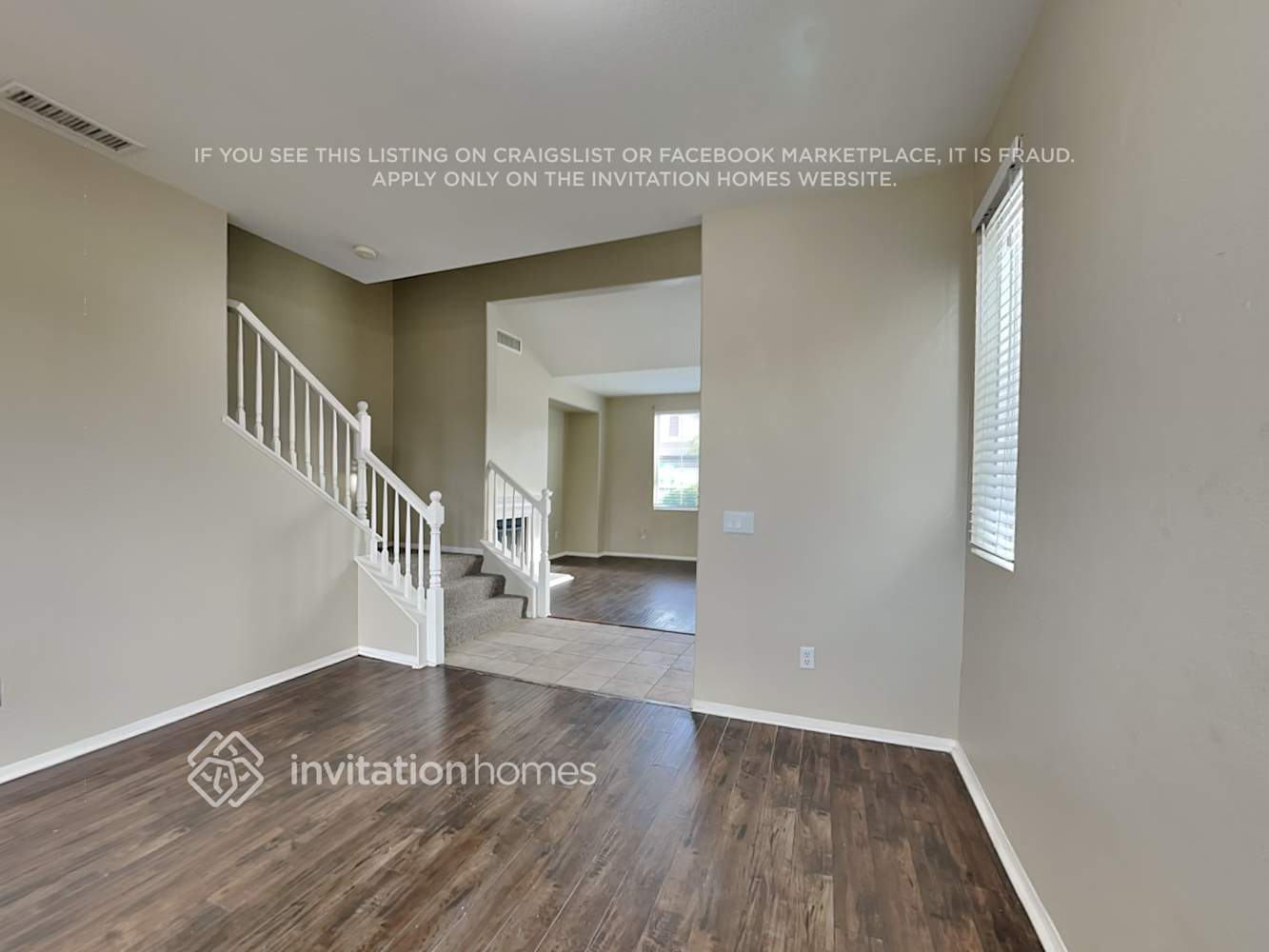 Building Photo - 1057 E Agate Ct