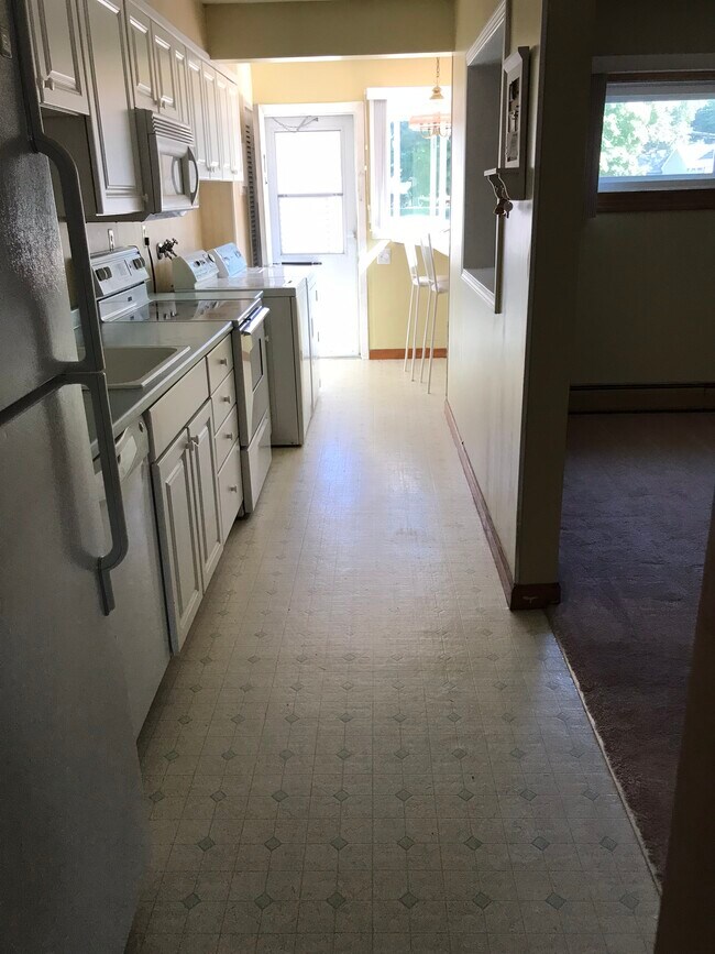 Building Photo - 7 Greenwood Ter