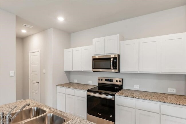 Building Photo - 3137 Pecan Farm Ln