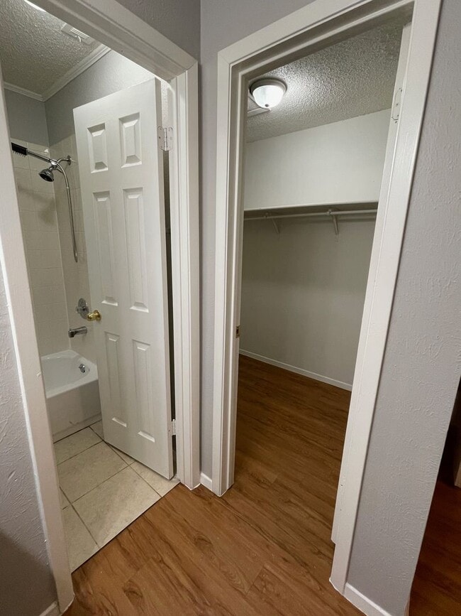 Building Photo - Leafield - JLCC