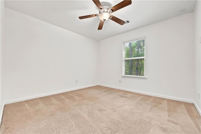 Building Photo - 2038 Brightleaf Way