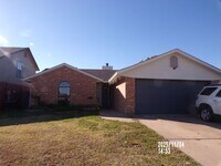 Building Photo - Fresh Paint!!, New Flooring and Granite Co...