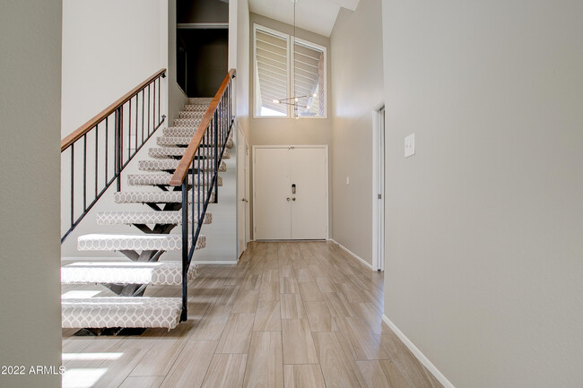 Building Photo - 11601 S Maze Ct