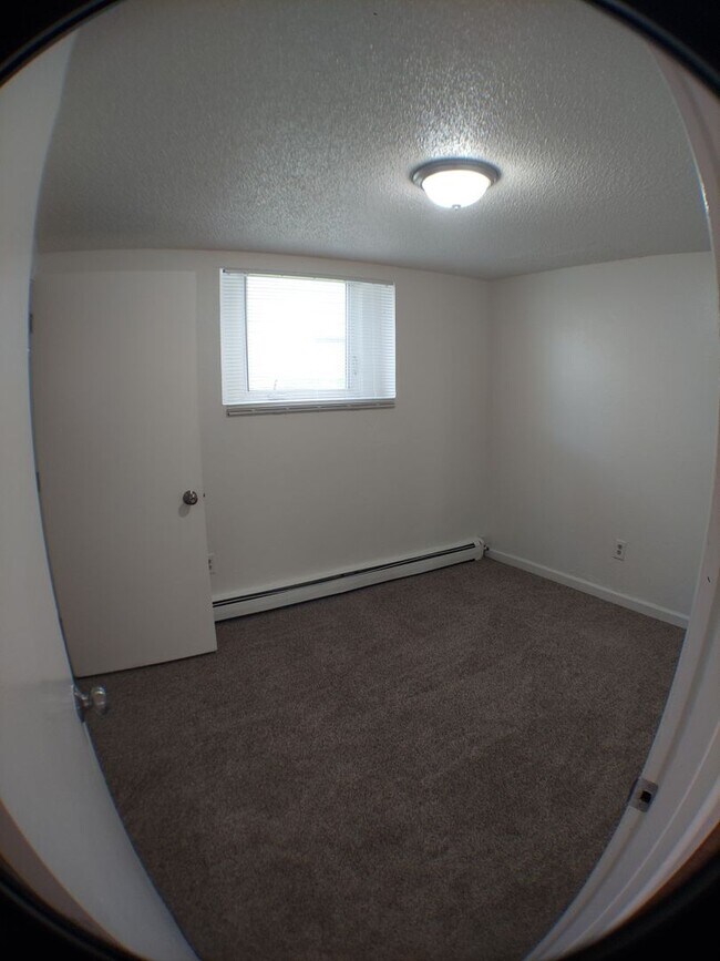 Building Photo - 8020 Boundary Ave