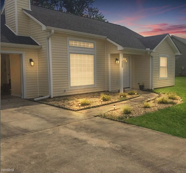 Building Photo - 3 br, 2 bath House - 1260 Feagin Mill Road