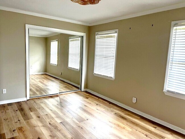 Building Photo - Rivier Du Chien rental right on the golf course