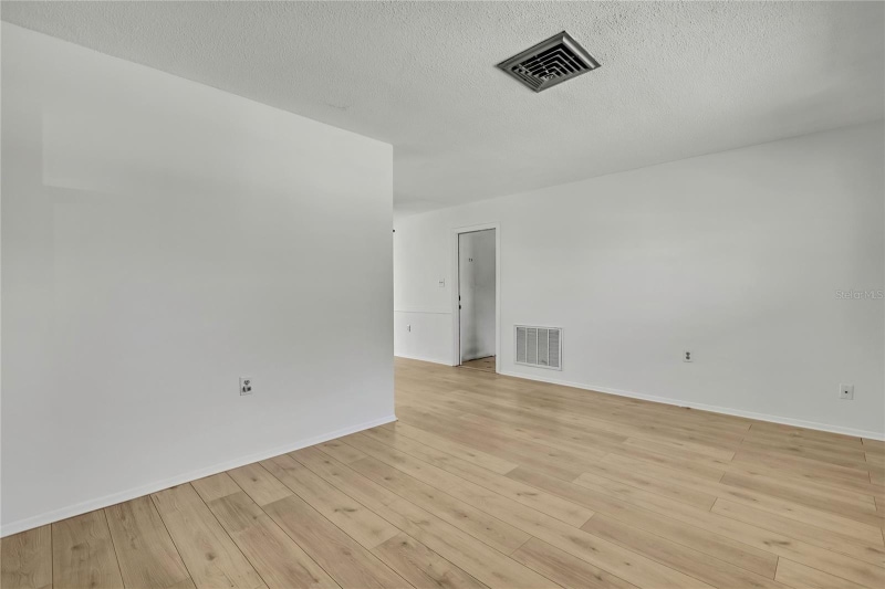 Building Photo - 9608 Richwood Ln