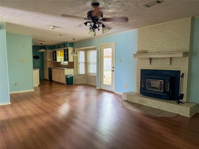 Building Photo - 624 Morrison Dr