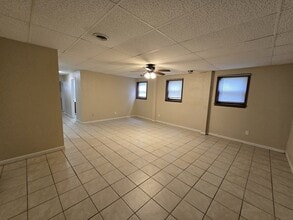 Building Photo - 1807 Downing Ave