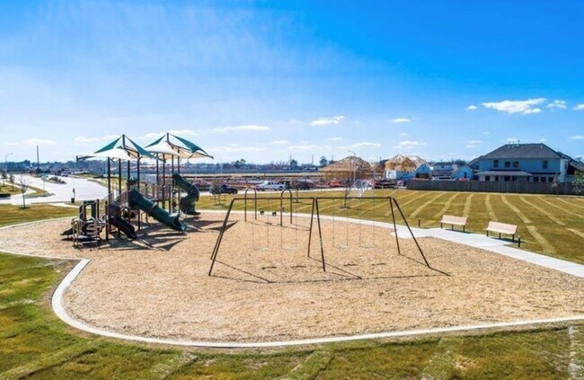 Building Photo - 3619 River Sand Rd