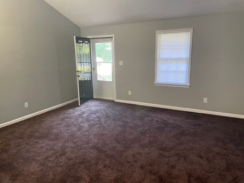 Building Photo - 290 Timothy Rd