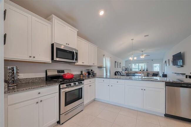 Building Photo - 5323 Vermilion Ct
