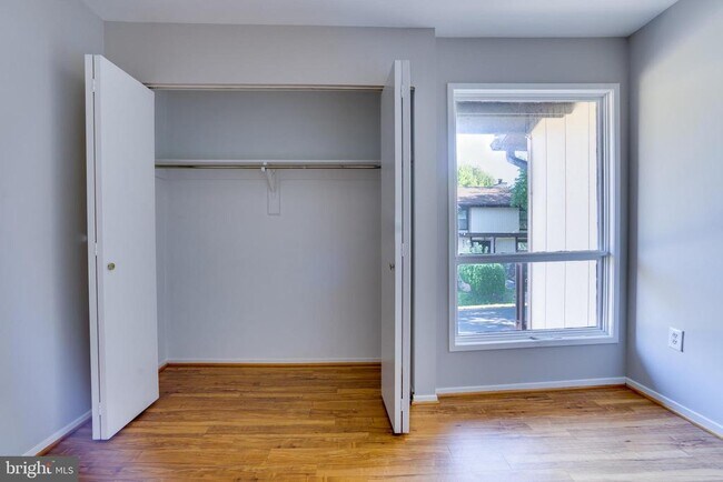 Building Photo - 4405 Elan Ct