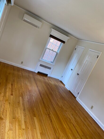 Building Photo - 44 Ellsworth Ave