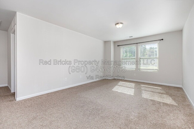 Building Photo - 17322 Carolina Hickory Dr