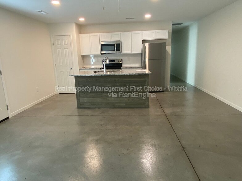 Building Photo - 1763 N Minnesota St