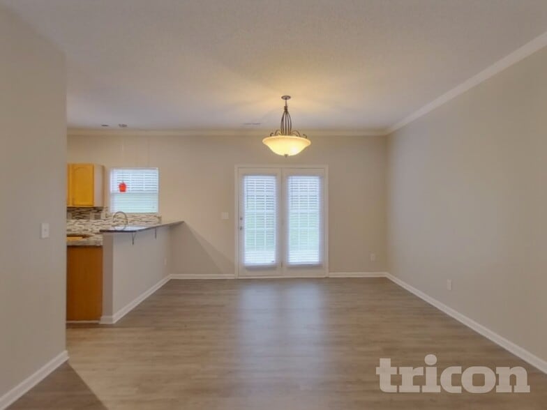 Building Photo - 5862 Mahogany Pl SW