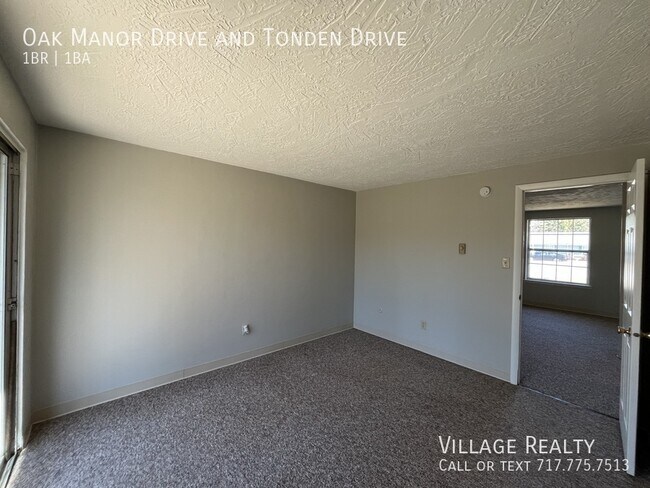 Building Photo - 228 Oak Manor Dr